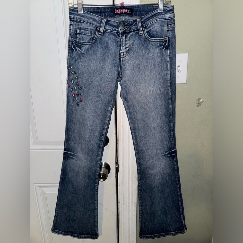 Y2K Low Rise Bubblegum Flare Leg Peacock Detail Denim Pants Sz 3/4 NWOT
